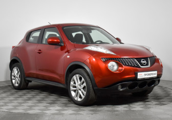 Подержанный автомобиль Nissan Juke 2013 года (3 фото)