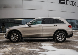 Подержанный автомобиль Mercedes-Benz GLC Coupe 2019 года (9 фото)