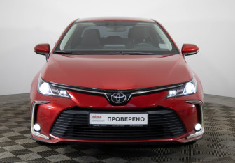 Подержанный автомобиль Toyota Corolla Sedan 2020 года (2 фото)