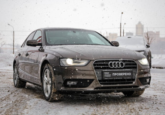 Подержанный автомобиль Audi A4 Sedan 2015 года (5 фото)