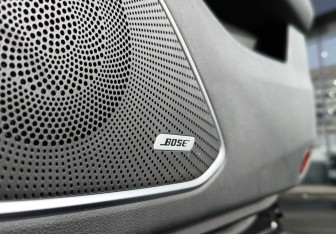 Подержанный автомобиль Hongqi HS5 2024 года (33 фото)