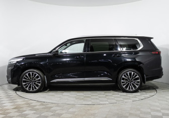 Подержанный автомобиль Exeed VX 2022 года (8 фото)