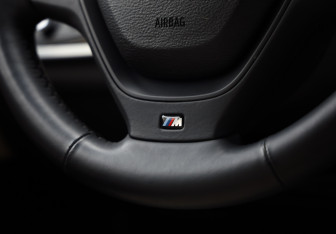 Подержанный автомобиль BMW X4 2014 года (13 фото)