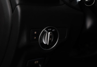 Подержанный автомобиль Infiniti QX30 2017 года (21 фото)