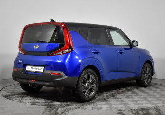 Подержанный автомобиль Kia Soul 2020 года (5 фото)
