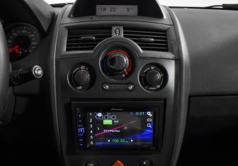 Подержанный автомобиль Renault Megane Sedan 2006 года (14 фото)