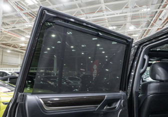 Подержанный автомобиль Lexus LX 2020 года (28 фото)