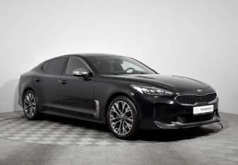 Подержанный автомобиль Kia Stinger 2018 года (3 фото)