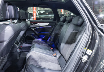 Подержанный автомобиль Audi A6 Wagon 2019 года (28 фото)