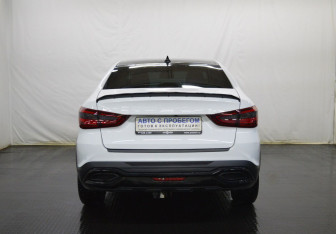 Подержанный автомобиль LADA (ВАЗ) Vesta Sedan 2023 года (6 фото)