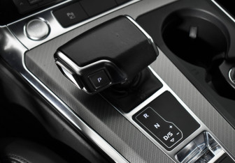 Подержанный автомобиль Audi A6 Wagon 2018 года (10 фото)