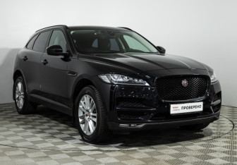 Подержанный автомобиль Jaguar F-Pace 2018 года (3 фото)