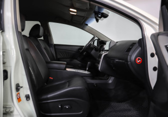 Подержанный автомобиль Nissan Murano Suv 2010 года (27 фото)