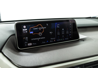 Подержанный автомобиль Lexus RX 2017 года (19 фото)