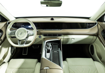 Подержанный автомобиль Voyah Free 2021 года (13 фото)