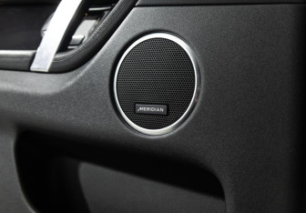 Подержанный автомобиль Land Rover Discovery Sport 2021 года (23 фото)