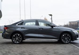 Новый Audi A3 Hatchback 2025 (5 фото)