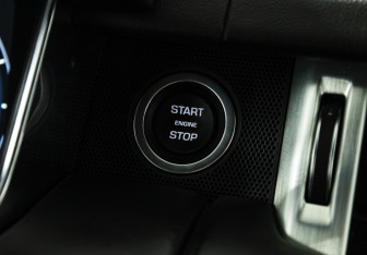 Подержанный автомобиль Land Rover Range Rover 2013 года (24 фото)