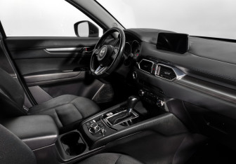 Подержанный автомобиль Mazda CX-5 2018 года (12 фото)