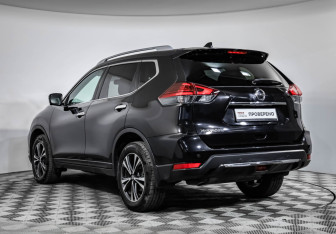 Подержанный автомобиль Nissan X-Trail 2020 года (8 фото)