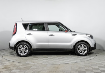 Подержанный автомобиль Kia Soul 2018 года (4 фото)