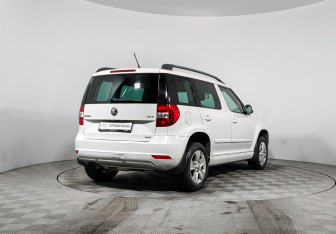 Подержанный автомобиль Skoda Yeti 2014 года (5 фото)