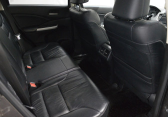 Подержанный автомобиль Honda CR-V 2014 года (12 фото)