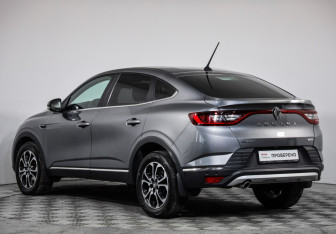 Подержанный автомобиль Renault Arkana 2019 года (6 фото)