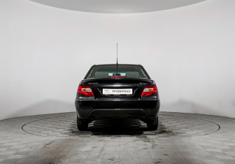 Подержанный автомобиль Daewoo Nexia Sedan 2012 года (6 фото)