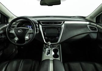 Подержанный автомобиль Nissan Murano Suv 2018 года (13 фото)
