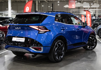 Подержанный автомобиль Kia Sportage 2022 года (7 фото)