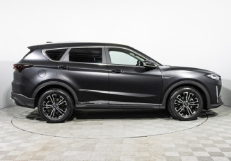 Подержанный автомобиль Jetour X70 Plus 2025 года (4 фото)