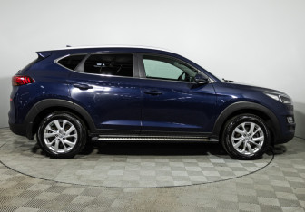 Подержанный автомобиль Hyundai Tucson 2019 года (4 фото)