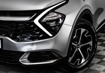 Подержанный автомобиль Kia Sportage 2022 года (3 фото)
