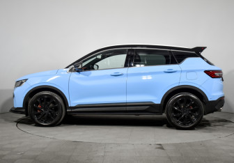 Подержанный автомобиль Geely Coolray 2022 года (8 фото)