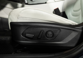 Подержанный автомобиль Hyundai Tucson 2022 года (16 фото)