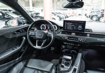 Подержанный автомобиль Audi A5 Liftback 2022 года (17 фото)