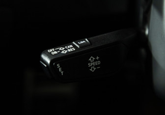 Подержанный автомобиль Audi Q7 2017 года (22 фото)