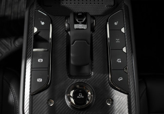 Подержанный автомобиль Haval H7 2025 года (11 фото)