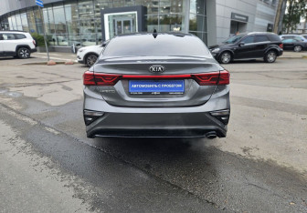Подержанный автомобиль Kia Cerato Sedan 2021 года (5 фото)