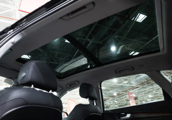 Подержанный автомобиль Audi Q5 2021 года (17 фото)