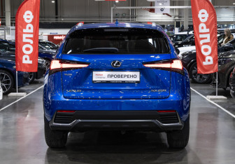 Подержанный автомобиль Lexus NX 2019 года (9 фото)