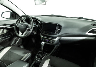 Подержанный автомобиль LADA (ВАЗ) Vesta Wagon 2019 года (9 фото)