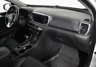 Подержанный автомобиль Kia Sportage 2018 года (12 фото)