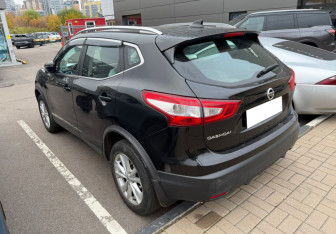 Подержанный автомобиль Nissan Qashqai 2018 года (3 фото)