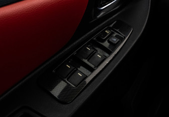 Подержанный автомобиль Geely MK Cross 2012 года (12 фото)