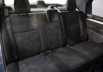 Подержанный автомобиль Renault Logan Sedan 2011 года (19 фото)