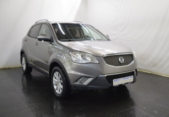 Подержанный автомобиль SsangYong Actyon 2011 года (3 фото)