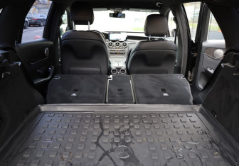 Подержанный автомобиль Mercedes-Benz GLC Coupe 2019 года (16 фото)