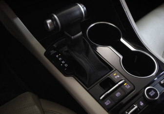 Подержанный автомобиль Kia K5 2020 года (16 фото)